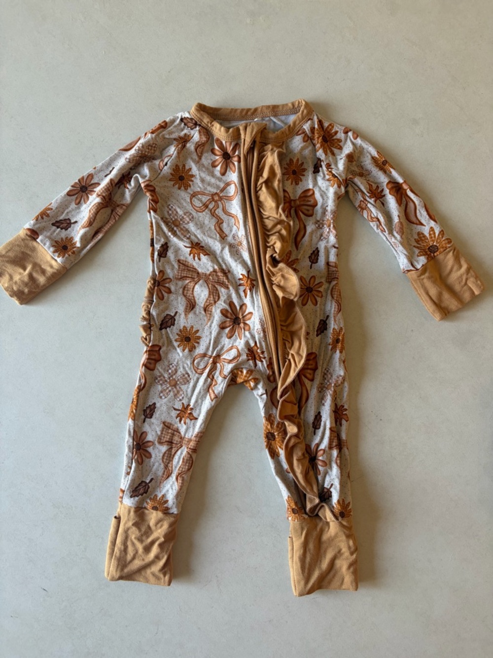 Floral and bow Ruffle Bamboo Zippy with Ruffle Butt